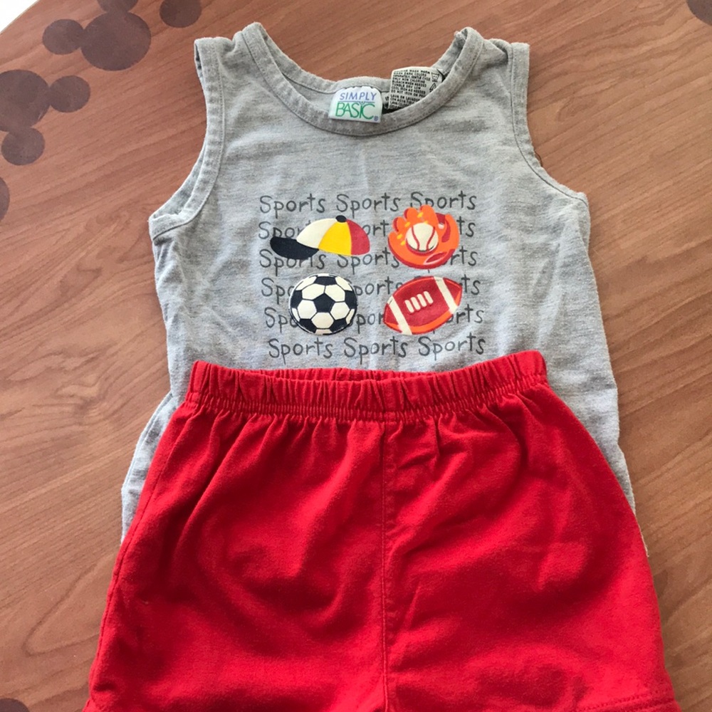 5/$20 24 months 2 piece set.
